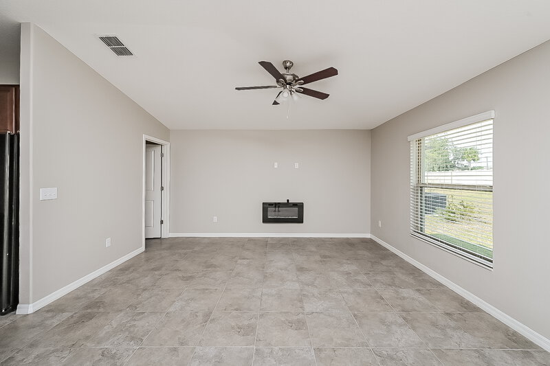 2,195/Mo, 11834 Miracle Mile Dr Riverview, FL 33578 Living Room View