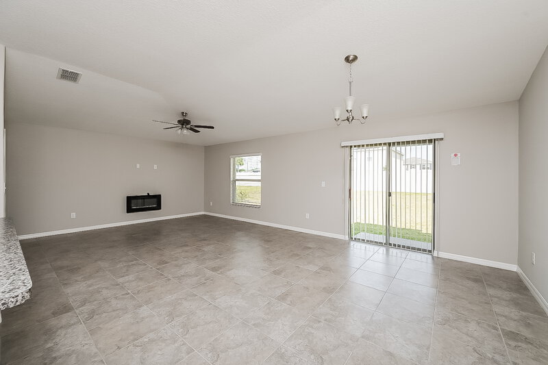 2,195/Mo, 11834 Miracle Mile Dr Riverview, FL 33578 Living Room View 2