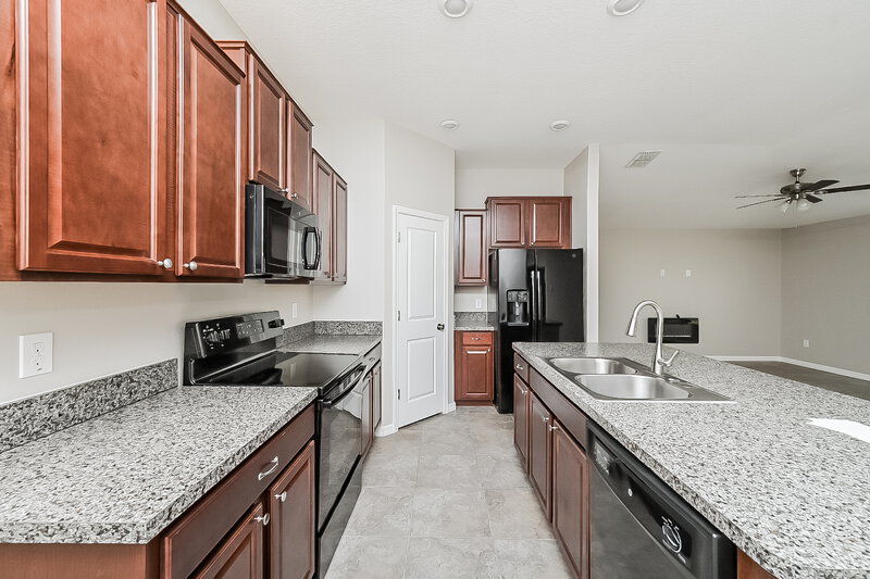 2,195/Mo, 11834 Miracle Mile Dr Riverview, FL 33578 Kitchen View