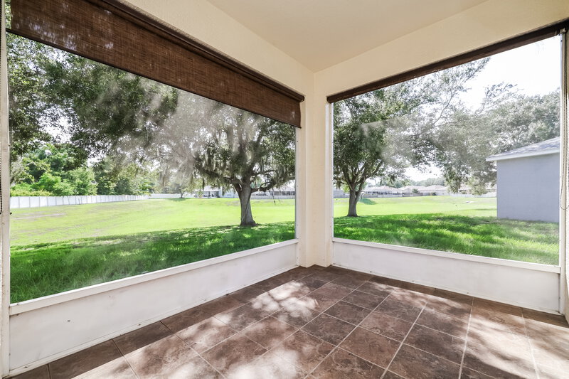 2,260/Mo, 742 Star Pointe Dr Seffner, FL 33584 Sun Room View