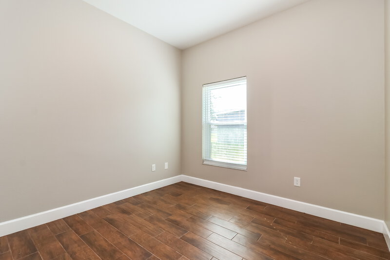 2,350/Mo, 742 Star Pointe Dr Seffner, FL 33584 Bedroom View