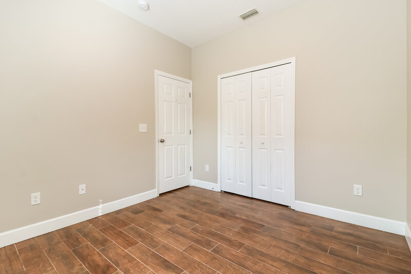 2,350/Mo, 742 Star Pointe Dr Seffner, FL 33584 Bedroom View 2