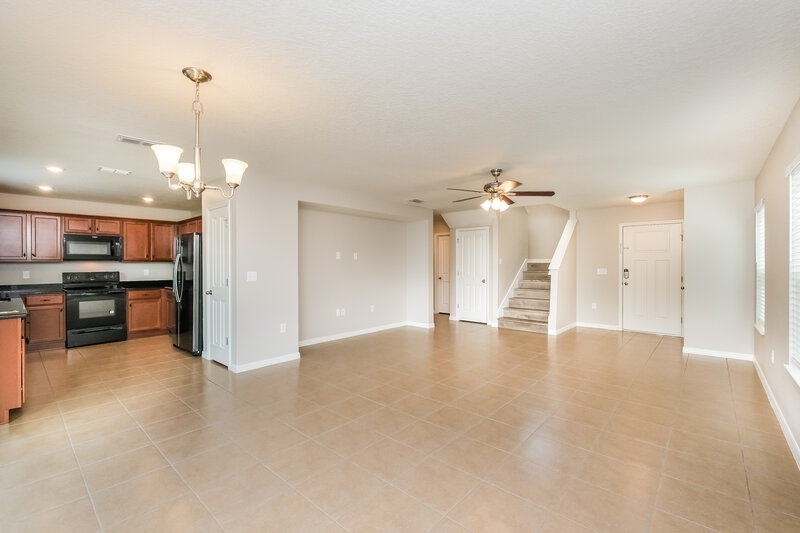 2,280/Mo, 10713 Southern Forest Dr Riverview, FL 33578 Living Room View