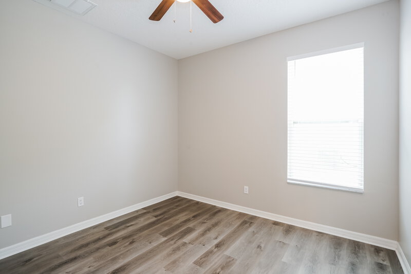 2,210/Mo, 7912 Camden Woods Dr Tampa, FL 33619 Bedroom View 2