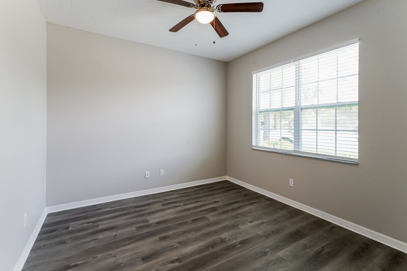 2,210/Mo, 7912 Camden Woods Dr Tampa, FL 33619 Bedroom View 3