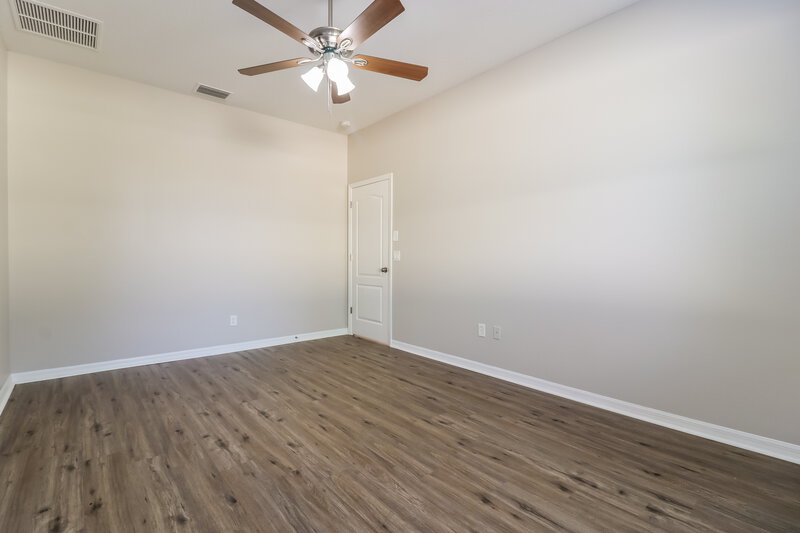 2,410/Mo, 3832 Langdrum Dr Wesley Chapel, FL 33543 Main Bedroom View 2