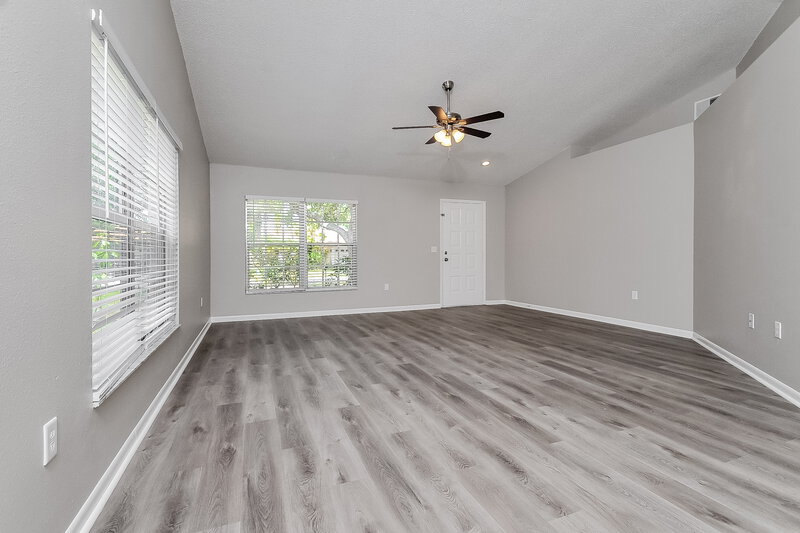 2,255/Mo, 6013 Crickethollow Dr Riverview, FL 33578 Living Room View