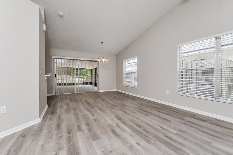 2,255/Mo, 6013 Crickethollow Dr Riverview, FL 33578 Living Room View 2