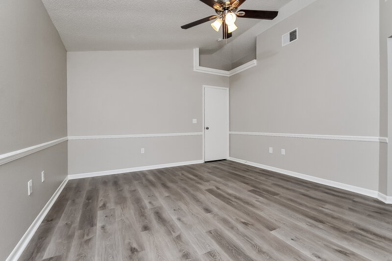 2,255/Mo, 6013 Crickethollow Dr Riverview, FL 33578 Main Bedroom View 2