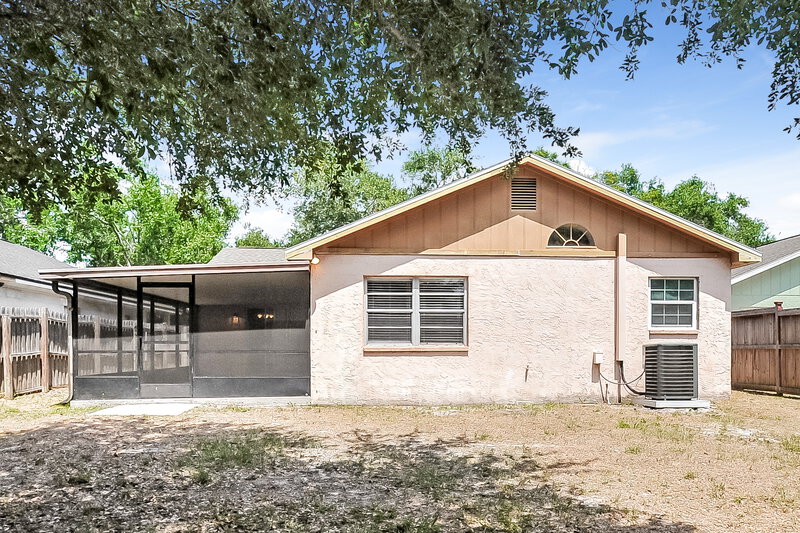 2,255/Mo, 6013 Crickethollow Dr Riverview, FL 33578 Rear View