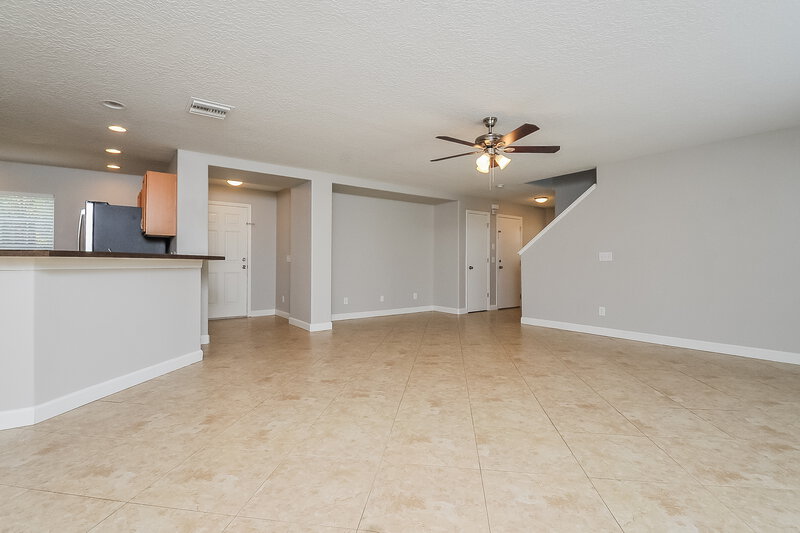 2,565/Mo, 10603 Marsanne Pl Riverview, FL 33578 Living Room View