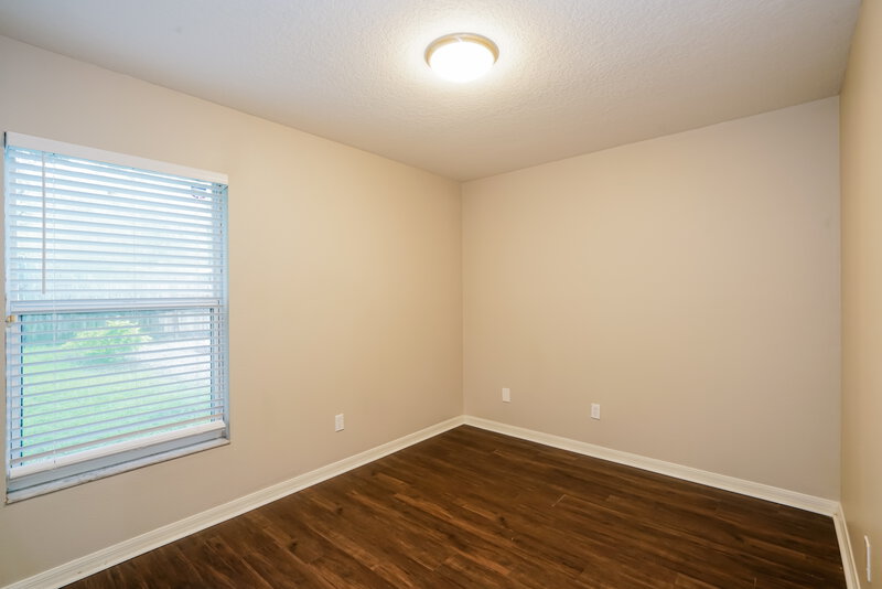 3,760/Mo, 603 Wave Crest Cir Valrico, FL 33594 Bedroom View