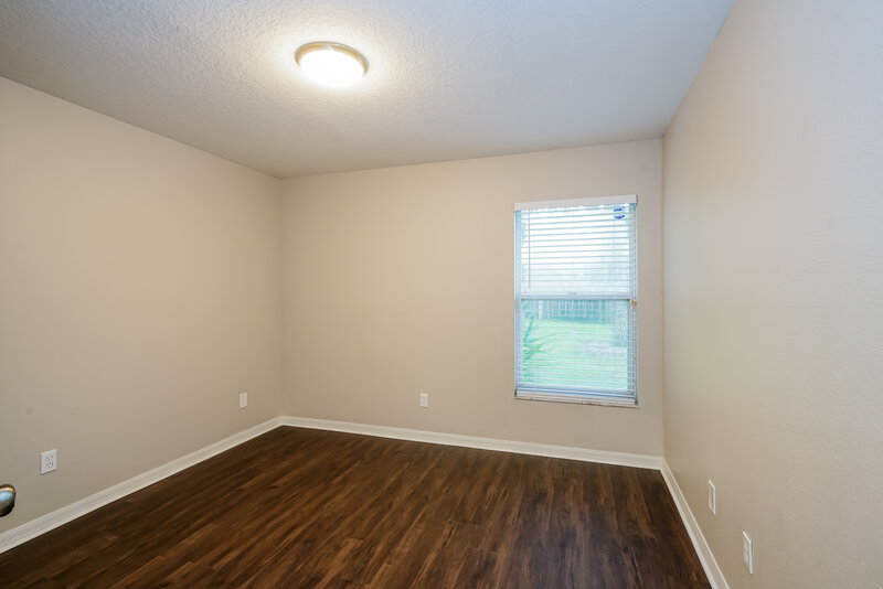 3,760/Mo, 603 Wave Crest Cir Valrico, FL 33594 Bedroom View 2