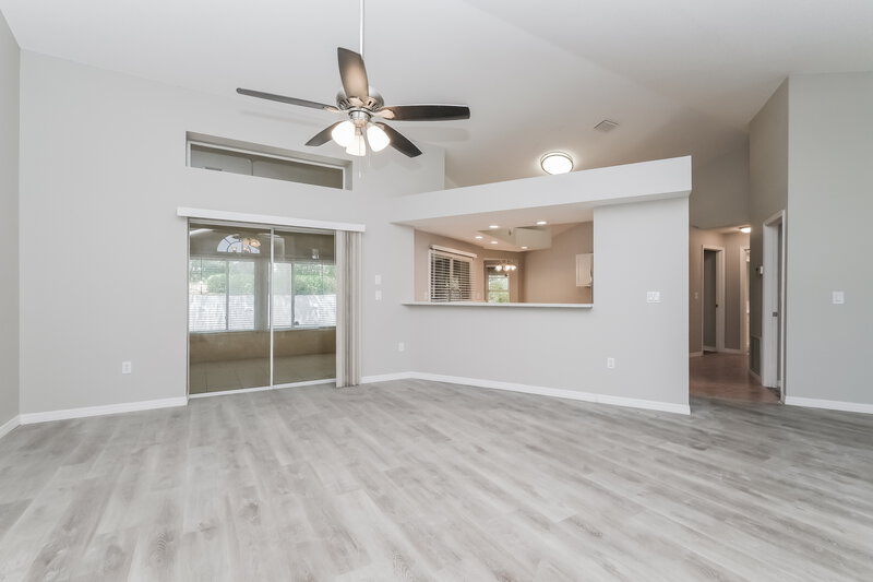 3,850/Mo, 311 Clearfield Ave Spring Hill, FL 34606 Living Room View