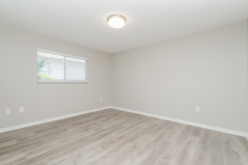 3,850/Mo, 311 Clearfield Ave Spring Hill, FL 34606 Bedroom View 4