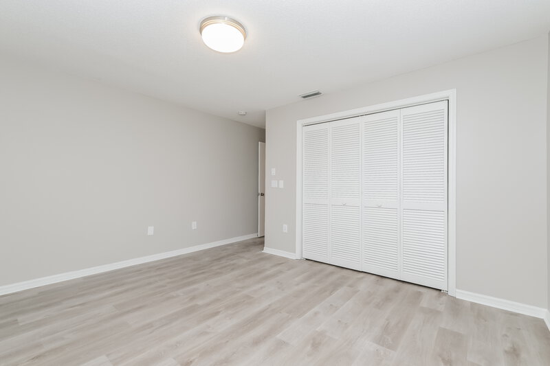 3,850/Mo, 311 Clearfield Ave Spring Hill, FL 34606 Bedroom View 5