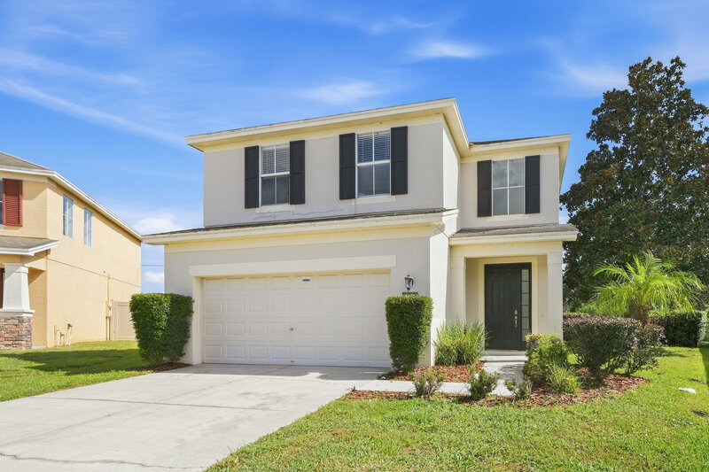 2,240/Mo, 13945 Crater Cir Hudson, FL 34669 Front View