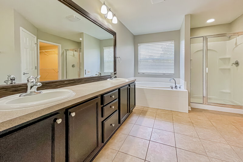 2,235/Mo, 13945 Crater Cir Hudson, FL 34669 Main Bathroom View