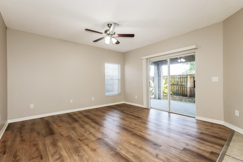 2,260/Mo, 6917 Summer Harbor Ln Riverview, FL 33578 Living Room View 3