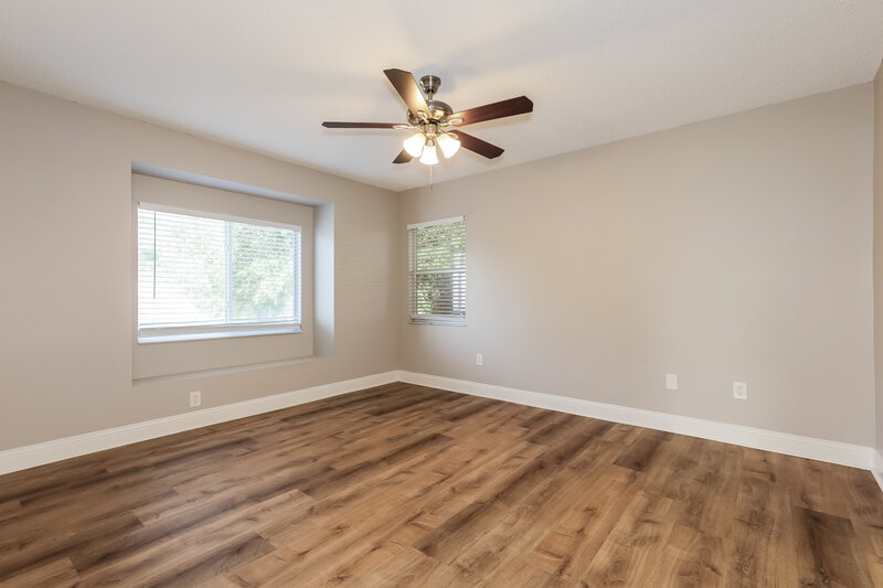 2,260/Mo, 6917 Summer Harbor Ln Riverview, FL 33578 Main Bedroom View