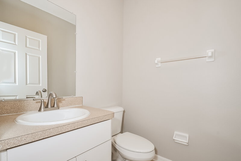 2,410/Mo, 6917 Summer Harbor Ln Riverview, FL 33578 Bathroom View 2