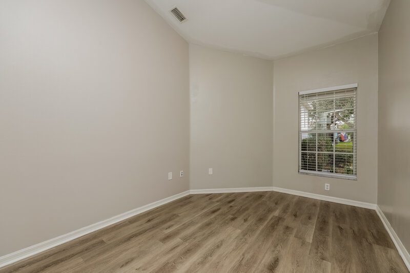 2,175/Mo, 447 Maple Pointe Dr Seffner, FL 33584 Bedroom View