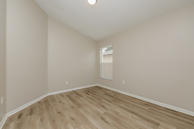 2,175/Mo, 447 Maple Pointe Dr Seffner, FL 33584 Bedroom View 4