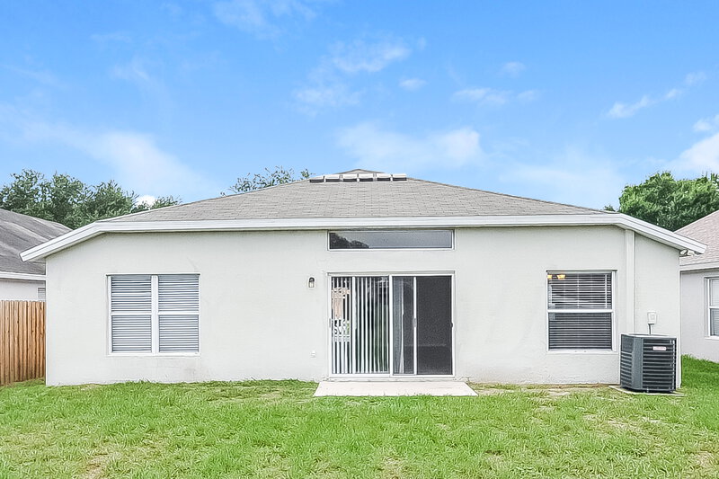2,395/Mo, 10313 Hunters Haven Blvd Riverview, FL 33578 Rear View
