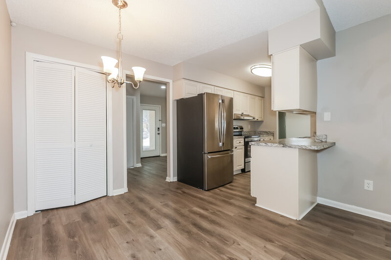 2,075/Mo, 813 Regal Palm Ct Brandon, FL 33510 Breakfast Nook View