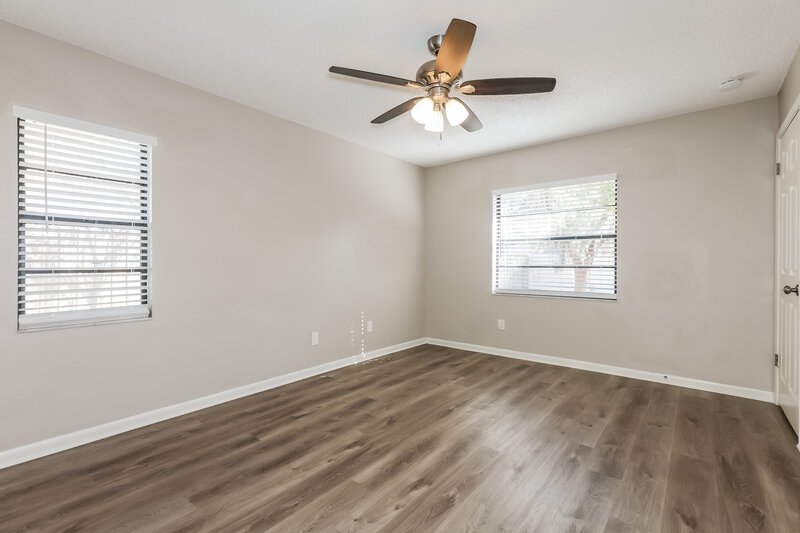 2,075/Mo, 813 Regal Palm Ct Brandon, FL 33510 Main Bedroom View