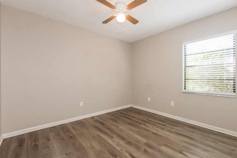 2,075/Mo, 813 Regal Palm Ct Brandon, FL 33510 Bedroom View 2