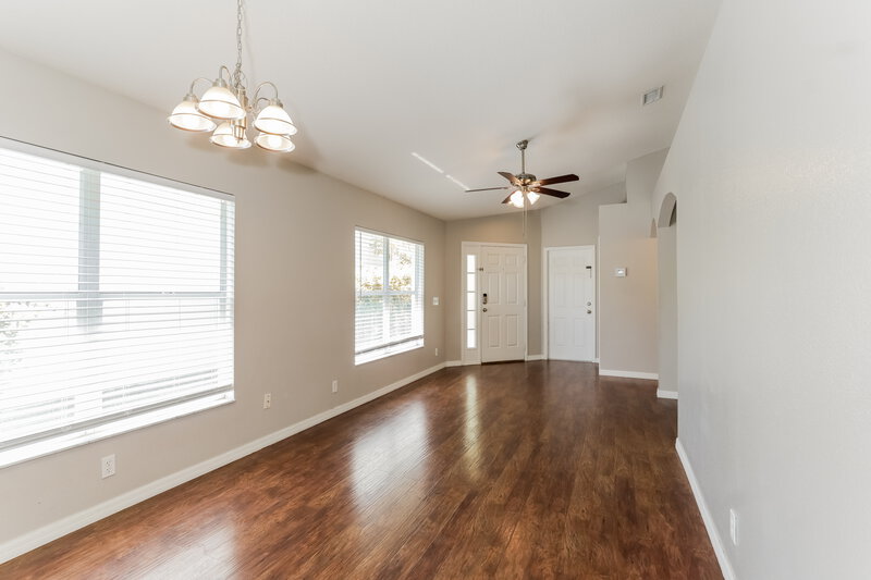 2,165/Mo, 5862 Wrenwater Dr Lithia, FL 33547 Dining Room View