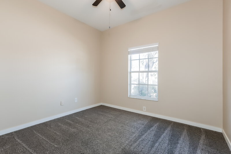 2,115/Mo, 516 Magnolia Pointe Ct Seffner, FL 33584 Bedroom View