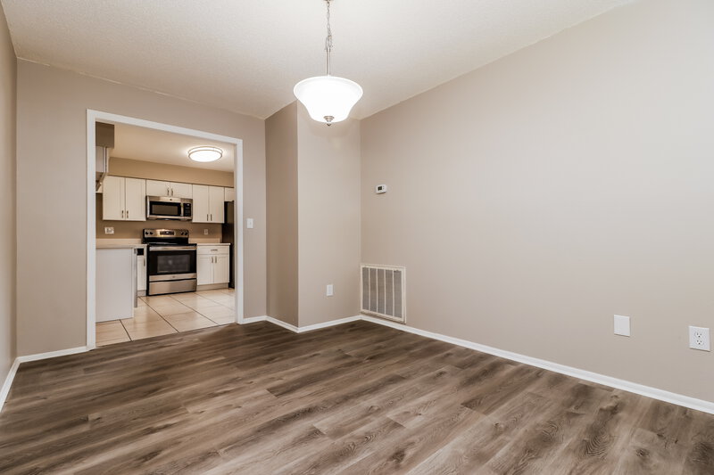 2,415/Mo, 4910 Hi Vista Cir Tampa, FL 33625 Dining Room View
