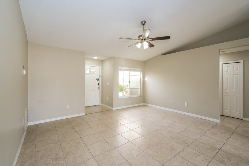 1,990/Mo, 30927 Midtown Ct Wesley Chapel, FL 33545 Living Room View