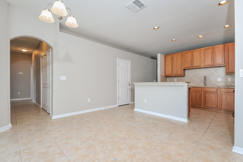 2,170/Mo, 912 15th St NE Ruskin, FL 33570 Dining Room View