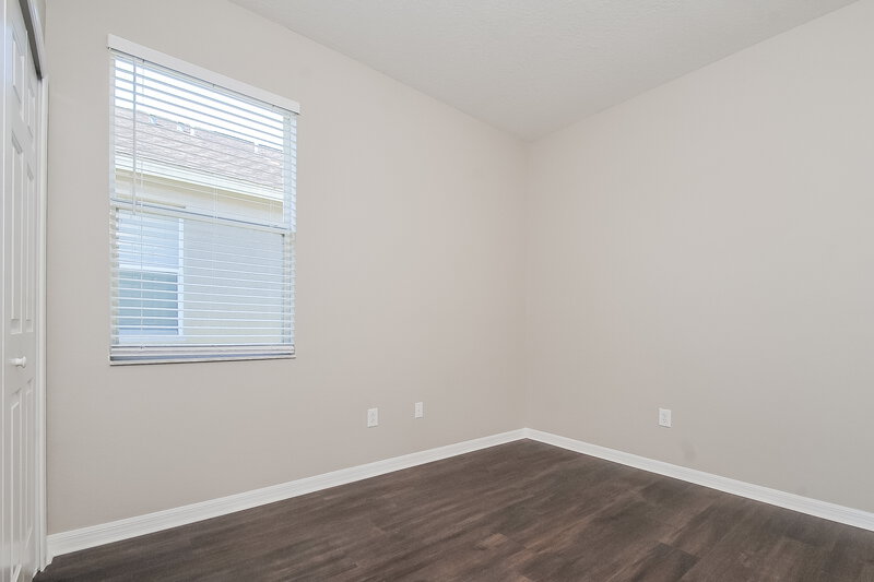 2,170/Mo, 912 15th St NE Ruskin, FL 33570 Bedroom View 3