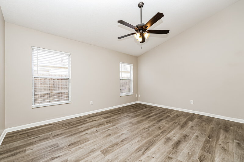 2,260/Mo, 13108 Early Run Ln Riverview, FL 33578 Main Bedroom View 2