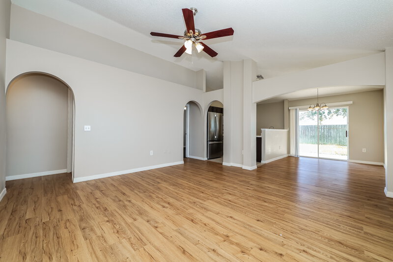 2,080/Mo, 30250 Rattana Ct Wesley Chapel, FL 33545 Living Room View