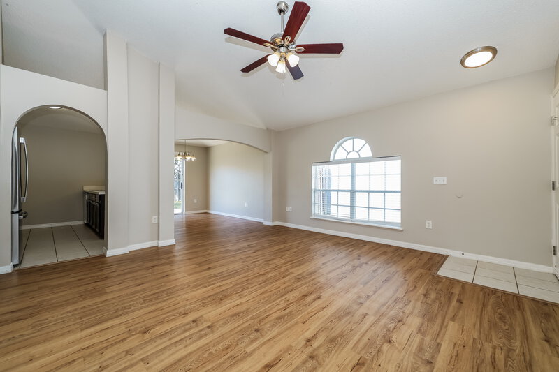 2,080/Mo, 30250 Rattana Ct Wesley Chapel, FL 33545 Living Room View 2
