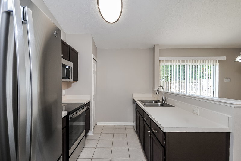 2,230/Mo, 30250 Rattana Ct Wesley Chapel, FL 33545 Kitchen View 2