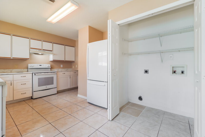 1,955/Mo, 12118 Feldwood Creek Ln Riverview, FL 33579 Dining Room View