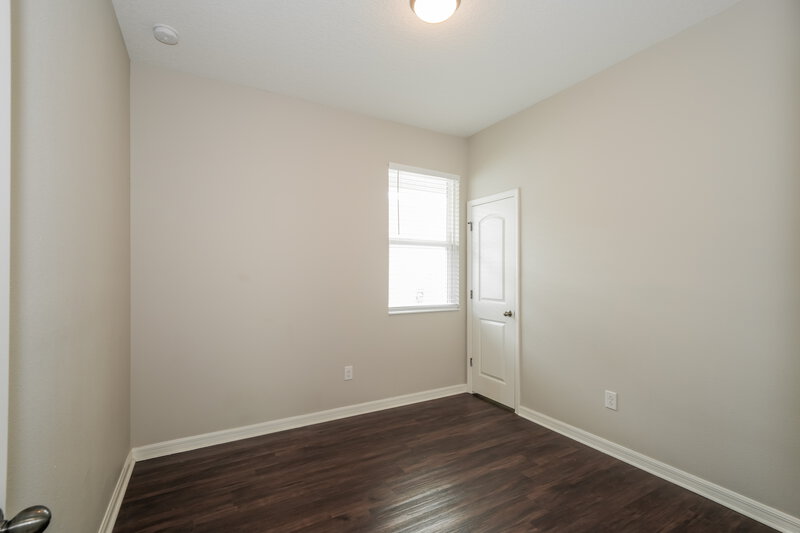 2,330/Mo, 7729 Sunshine Bridge Ave Gibsonton, FL 33534 Bedroom View 2