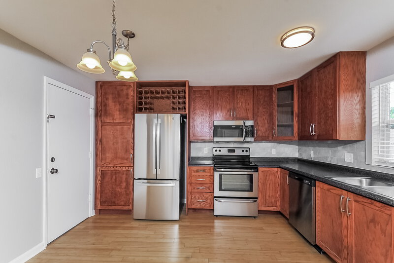 2,090/Mo, 12420 Dawn Vista Dr Riverview, FL 33578 Kitchen View