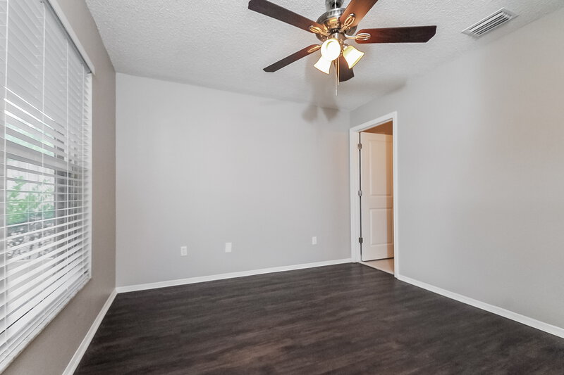 2,090/Mo, 12420 Dawn Vista Dr Riverview, FL 33578 Main Bedroom View