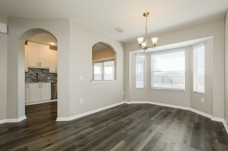 2,165/Mo, 12527 Evington Point Dr Riverview, FL 33579 Dining Room View 2
