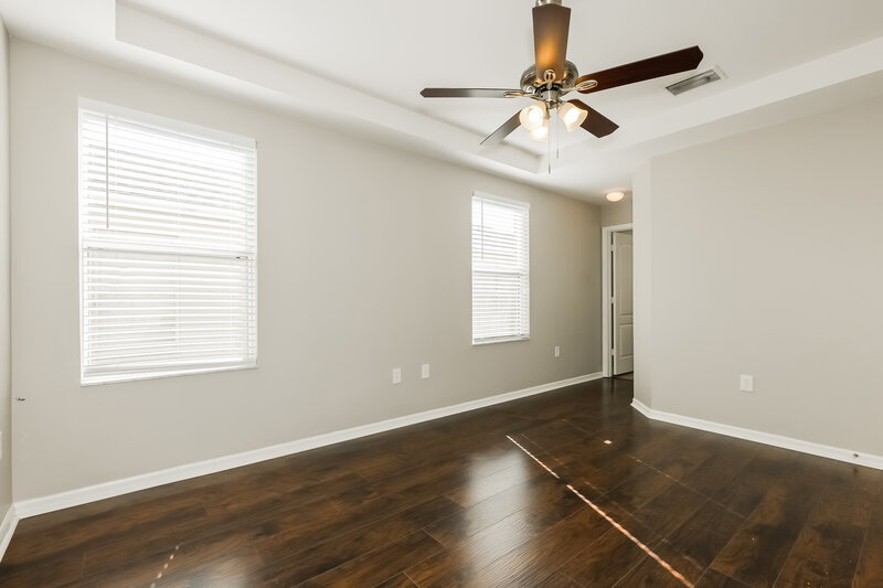 2,165/Mo, 12527 Evington Point Dr Riverview, FL 33579 Main Bedroom View