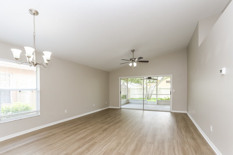 2,545/Mo, 2013 Thornbush Pl Brandon, FL 33511 Dining Room View