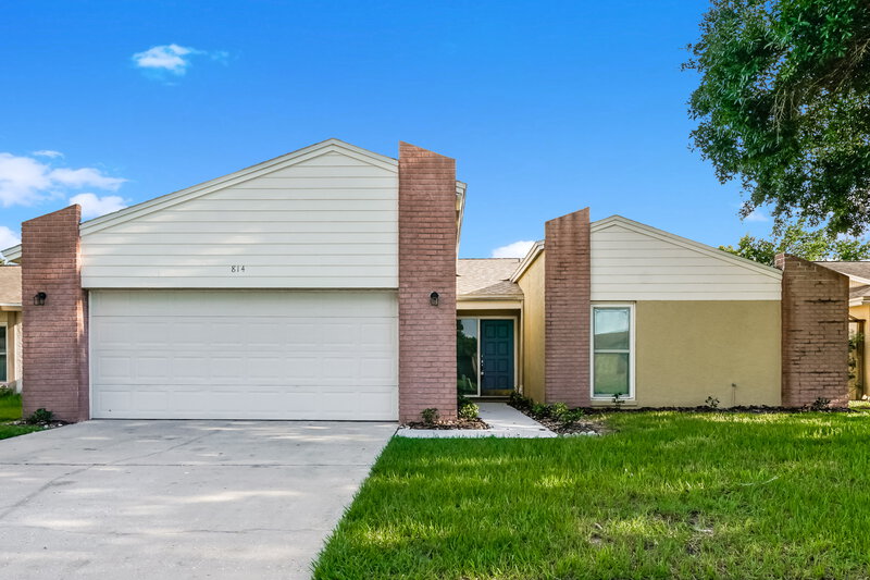 2,370/Mo, 814 Settlers Rd Tampa, FL 33613 External View