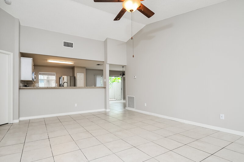 3,220/Mo, 1903 Dartford Ct Valrico, FL 33594 Living Room View 3